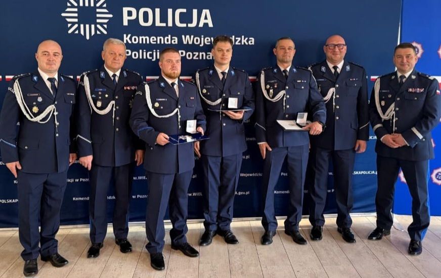 Kryształowe Gwiazdy dla bohaterów. Policjanci z Nowego Tomyśla uhonorowani za ratowanie życia